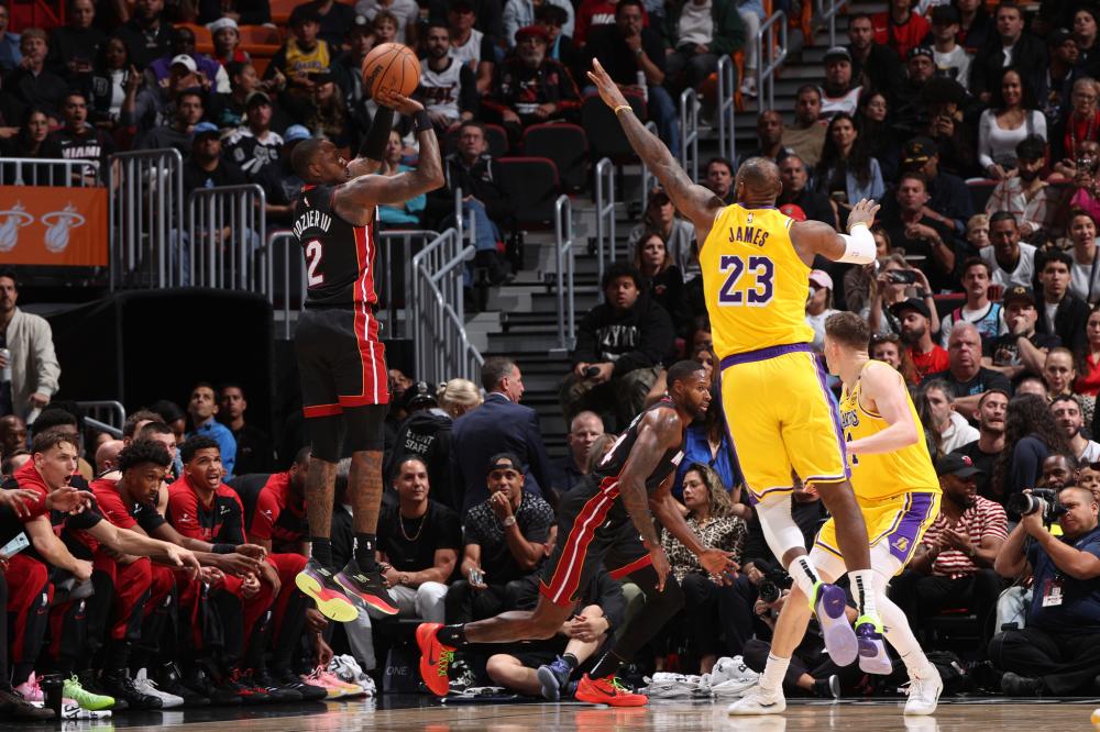 更是一个地 更是一个地