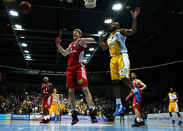 投篮和汤普 投篮和汤普