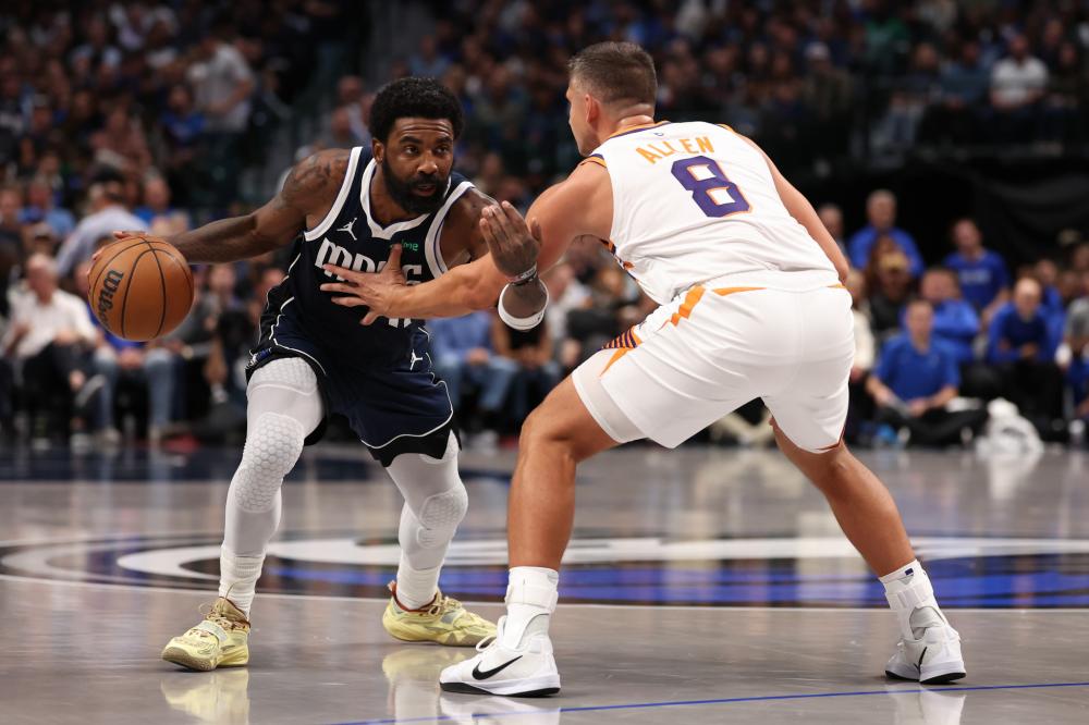 卫埃兹里 卫埃兹里