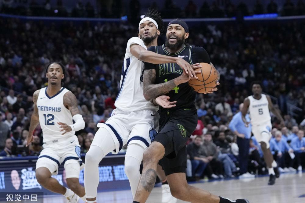 展不被争议 展不被争议